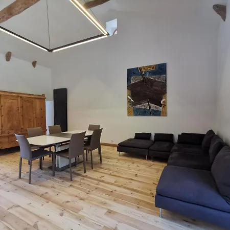 Sejour Champetre : Magnifique Ferme Rehabilitee Avec Piscine, Terrasses Et Confort Moderne A St Etienne Lardeyrol - Fr-1-582-389